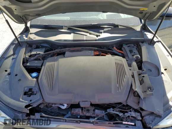 2022 Audi e-tron Chronos with VIN WA1VABGE4NB040071, listed as a Copart auction lot 76121574 with 15,418 mi miles and Salvage title. Bid and sale history available at DreamBid. Image 12.
