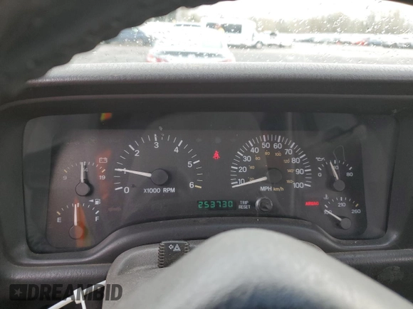 2000 Jeep Cherokee Classic with VIN 1J4FF58S3YL104384, listed as a Copart auction lot 46645415 with 253,730 mi miles and Salvage Title. Bid and sale history available at carsss.com. Image 9.