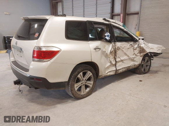 2013 Toyota Highlander Limited z VIN 5TDYK3EH1DS121622, wystawiony jako IAAI lot #42272380 z przebiegiem 191 400 mil mil oraz . Historia ofert i sprzedaży dostępna na DreamBid. Obrazek 4.