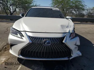2020 Lexus ES 300h with VIN 58AD21B10LU007586, listed as a Copart auction lot 60130325 with 68,851 mi miles and Salvage title. Bid and sale history available at DreamBid. Image 5.