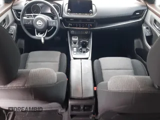 2022 Nissan Rogue S z VIN 5N1BT3AA5NC703071, wystawiony jako Copart lot #87259384 z przebiegiem Nie podano mil oraz Nie do naprawy • Non repairable. Historia ofert i sprzedaży dostępna na DreamBid. Obrazek 8.