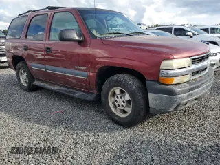2002 Chevrolet Tahoe LS with VIN 1GNEC13V22R123363, listed as a Copart auction lot 73884294 with 156,286 mi miles and Salvage Title. Bid and sale history available at carsss.com. Image 4.