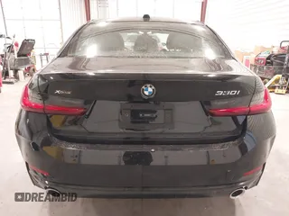 2025 BMW 3 Series 330i xDrive with VIN 3MW89CW03S8F07417, listed as a IAAI auction lot 41645759 with 1,345 mi miles. Bid and sale history available at carsss.com. Image 17.