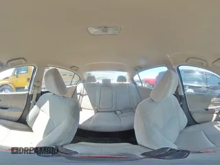 2013 Honda Accord LX z VIN 1HGCR2F35DA120944, wystawiony jako Copart lot #52735355 z przebiegiem 175 040 mil mil oraz Szkoda całkowita • Salvage title. Historia ofert i sprzedaży dostępna na DreamBid. Obrazek 13.