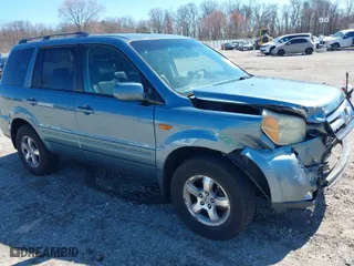 2006 Honda Pilot EX-L with RES with VIN 2HKYF18626H505792, listed as a IAAI auction lot 41861686 with 180,551 mi miles. Bid and sale history available at carsss.com. Image 1.