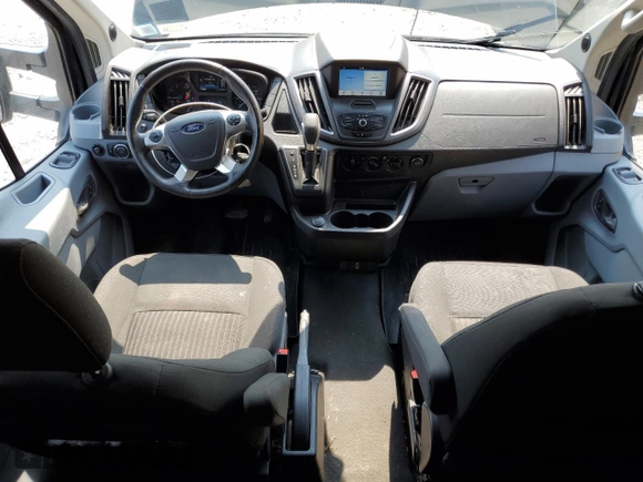 2019 Ford Transit XL с VIN 1FBZX2CG7KKB02480, выставлен на аукционе Copart как лот 60456445 с пробегом 126 566 миль миль и Списание • Salvage title. История ставок и продаж доступна на DreamBid. Изображение 8.
