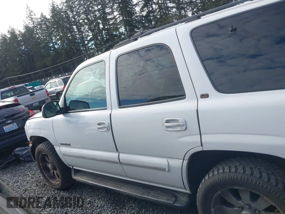 2001 Chevrolet Tahoe LT with VIN 1GNEK13T31J218674, listed as a IAAI auction lot 41529355 with 231,756 mi miles. Bid and sale history available at carsss.com. Image 15.