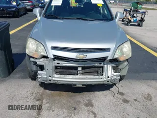 2013 Chevrolet Captiva Sport LS z VIN 3GNAL2EKXDS639719, wystawiony jako IAAI lot #42269437 z przebiegiem 111 361 mil mil oraz . Historia ofert i sprzedaży dostępna na DreamBid. Obrazek 6.