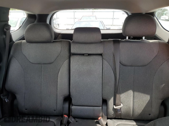 2019 Hyundai Santa Fe SE with VIN 5NMS23AD9KH052915, listed as a Copart auction lot 64799885 with 172,445 mi miles and Clean title. Bid and sale history available at DreamBid. Image 10.