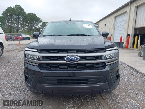 2024 Ford Expedition Max XLT with VIN 1FMJK1H82REA17635, listed as a IAAI auction lot 41961871 with 18,344 mi miles and . Bid and sale history available at DreamBid. Image 12.