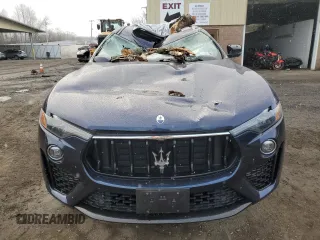 2022 Maserati Levante with VIN ZN661YUM4NX400403, listed as a Copart auction lot 79116793 with Not provided miles and . Bid and sale history available at DreamBid. Image 5.