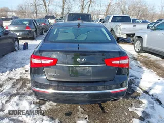 2015 Kia Cadenza Premium with VIN KNALN4D72F5181818, listed as a IAAI auction lot 41358864 with 113,460 mi miles. Bid and sale history available at carsss.com. Image 16.