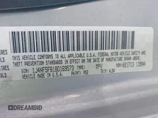 2011 Jeep Compass Limited with VIN 1J4NF5FB1BD169573, listed as a IAAI auction lot 42142681 with 236,590 mi miles. Bid and sale history available at carsss.com. Image 9.