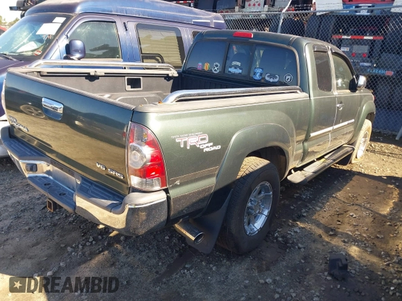 2009 Toyota Tacoma with VIN 5TEUU42N89Z614393, listed as a IAAI auction lot 41241098 with 129,930 mi miles. Bid and sale history available at carsss.com. Image 4.