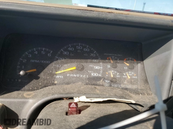 1997 GMC Suburban z VIN 3GKFK16R7VG514905, wystawiony jako Copart lot #77410934 z przebiegiem 193 116 mil mil oraz Szkoda całkowita • Salvage title. Historia ofert i sprzedaży dostępna na DreamBid. Obrazek 9.