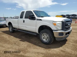 2012 Ford F-250 XL with VIN 1FT7X2B66CEB06354, listed as a Copart auction lot 58601795 with 137,326 mi miles and Salvage title. Bid and sale history available at DreamBid. Image 4.