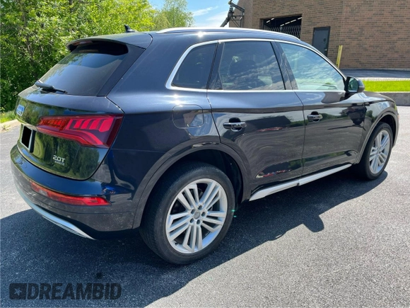 2018 Audi Q5 Premium Plus with VIN WA1BNAFY8J2224078, listed as a Copart auction lot 49010615 with 33,307 mi miles and Salvage Title. Bid and sale history available at carsss.com. Image 4.