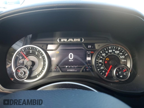 2021 Ram 1500 Big Horn z VIN 1C6RREBT3MN811115, wystawiony jako Copart lot #85312554 z przebiegiem 70 823 mil mil oraz Szkoda całkowita • Salvage title. Historia ofert i sprzedaży dostępna na DreamBid. Obrazek 9.