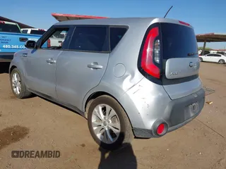 2015 Kia Soul + with VIN KNDJP3A57F7784205, listed as a IAAI auction lot 42001560 with 180,889 mi miles. Bid and sale history available at carsss.com. Image 3.