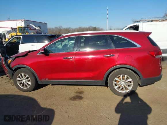 2018 Kia Sorento LX V6 with VIN 5XYPGDA53JG425123, listed as a IAAI auction lot 41639091 with 171,736 mi miles. Bid and sale history available at carsss.com. Image 15.