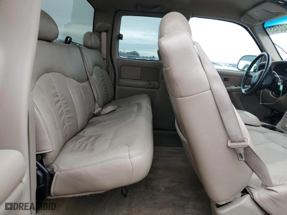 2001 Chevrolet Silverado 1500 LS with VIN 2GCEK19T111277071, listed as a Copart auction lot 45432455 with 218,773 mi miles and Clean Title. Bid and sale history available at carsss.com. Image 10.