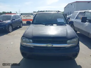 2007 Chevrolet TrailBlazer LS with VIN 1GNDS13S672255756, listed as a IAAI auction lot 42080597 with 194,335 mi miles. Bid and sale history available at carsss.com. Image 6.