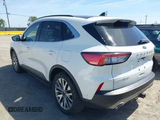 2020 Ford Escape Titanium с VIN 1FMCU9J99LUC55290, выставлен на аукционе IAAI как лот 42283436 с пробегом 162 628 миль миль и . История ставок и продаж доступна на DreamBid. Изображение 3.