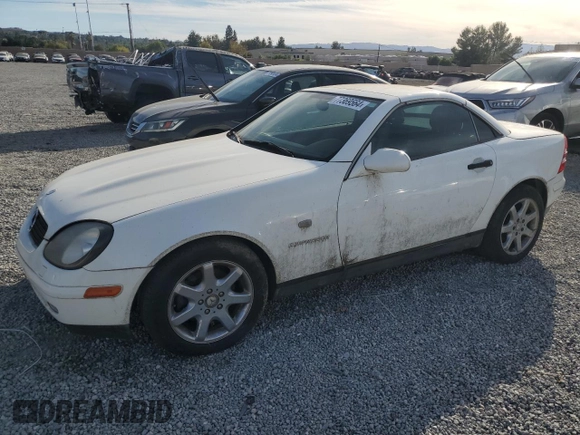 1998 Mercedes-Benz SLK-Class with VIN WDBKK47F1WF015342, listed as a Copart auction lot 77369564 with 192,528 mi miles and Clean Title. Bid and sale history available at carsss.com. Image 1.