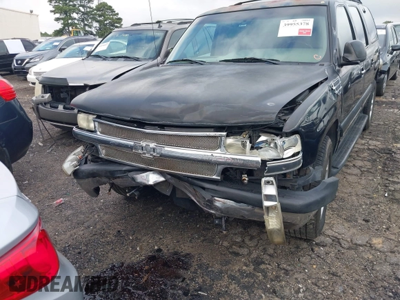 2001 Chevrolet Suburban LS z VIN 1GNEC16T21J217198, wystawiony jako IAAI lot #41779416 z przebiegiem 306 172 mil mil oraz . Historia ofert i sprzedaży dostępna na DreamBid. Obrazek 6.