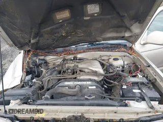 2001 Toyota 4Runner SR5 z VIN JT3HN86R110334553, wystawiony jako IAAI lot #41209730 z przebiegiem 192 515 mil mil oraz . Historia ofert i sprzedaży dostępna na DreamBid. Obrazek 10.
