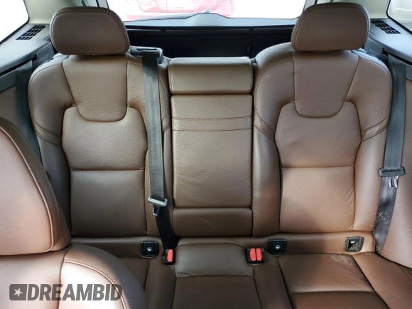 2020 Volvo XC60 Momentum with VIN YV4A22RK1L1512750, listed as a Copart auction lot 88429575 with 107,632 mi miles and Clean title. Bid and sale history available at DreamBid. Image 10.