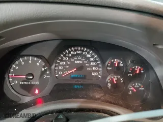 2005 Chevrolet TrailBlazer LS with VIN 1GNDT13S352160498, listed as a Copart auction lot 48407252 with NaN miles and Non Repairable. Bid and sale history available at carsss.com. Image 8.