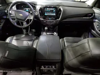2019 Chevrolet Traverse Premier with VIN 1GNEVKKW1KJ233314, listed as a Copart auction lot 44336925 with 122,301 mi miles and Salvage Title. Bid and sale history available at carsss.com. Image 8.