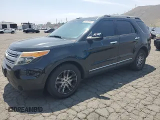 2014 Ford Explorer XLT z VIN 1FM5K7D89EGB53205, wystawiony jako Copart lot #55130965 z przebiegiem 143 859 mil mil oraz Szkoda całkowita • Salvage title. Historia ofert i sprzedaży dostępna na DreamBid. Obrazek 1.