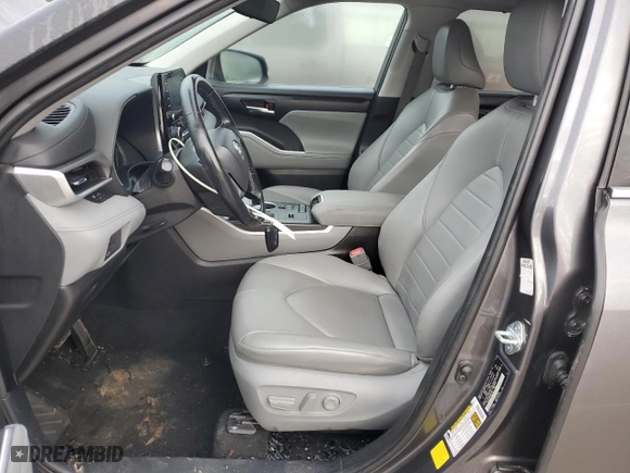 2021 Toyota Highlander XLE with VIN 5TDGZRAH1MS041527, listed as a Copart auction lot 43322245 with 76,996 mi miles and Salvage Title. Bid and sale history available at carsss.com. Image 7.
