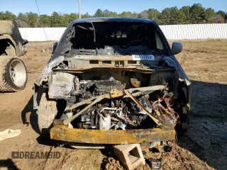 2016 Chrysler Town & Country S with VIN 2C4RC1HG7GR138236, listed as a Copart auction lot 46310005 with 0 mi miles and Salvage Title. Bid and sale history available at carsss.com. Image 5.