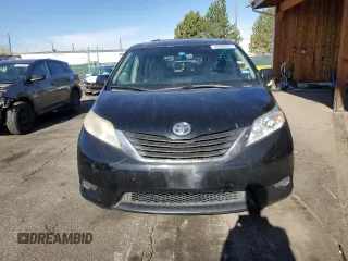 2015 Toyota Sienna LE AAS с VIN 5TDKK3DC3FS536567, выставлен на аукционе Copart как лот 53286655 с пробегом 269 828 миль миль и Списание • Salvage title. История ставок и продаж доступна на DreamBid. Изображение 5.