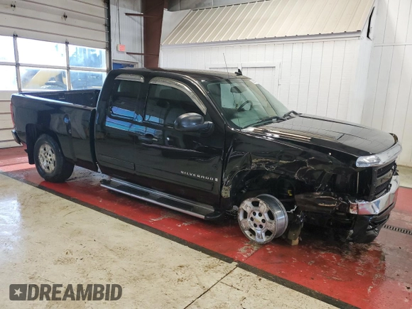 2008 Chevrolet Silverado 1500 1LT with VIN 2GCEK19J081129728, listed as a Copart auction lot 52635075 with 106,412 mi miles and Salvage Title. Bid and sale history available at DreamBid. Image 4.