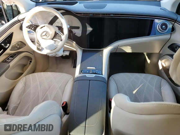 2023 Mercedes-Benz EQS 580 z VIN 4JGDM4EB6PA012192, wystawiony jako Copart lot #48018805 z przebiegiem Nie podano mil oraz Nie do naprawy • Non repairable. Historia ofert i sprzedaży dostępna na DreamBid. Obrazek 8.