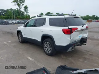 2017 GMC Acadia SLE z VIN 1GKKNLLA9HZ112467, wystawiony jako IAAI lot #42269084 z przebiegiem 137 571 mil mil oraz . Historia ofert i sprzedaży dostępna na DreamBid. Obrazek 3.