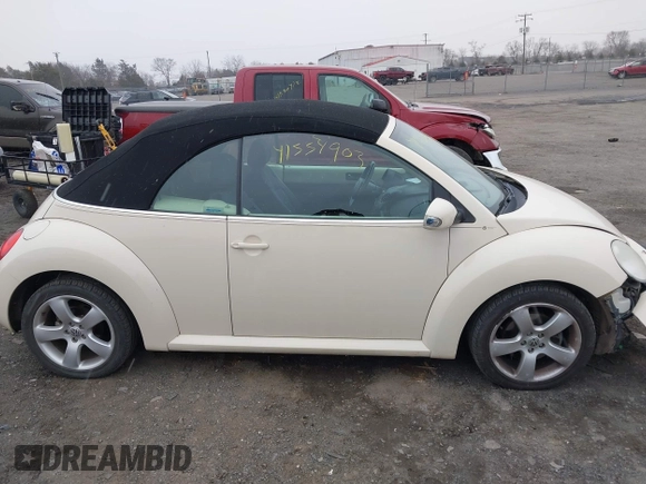 2006 Volkswagen Beetle with VIN 3VWSF31Y16M318144, listed as a IAAI auction lot 41554903 with 126,984 mi miles and . Bid and sale history available at DreamBid. Image 14.