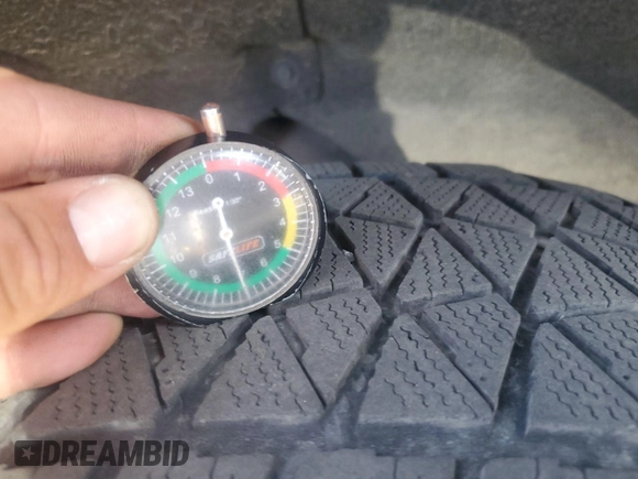 2021 Chevrolet Silverado 1500 LT с VIN 1GCUYDED9MZ101777, выставлен на аукционе IAAI как лот 42575861 с пробегом 139 420 миль миль и . История ставок и продаж доступна на DreamBid. Изображение 7.