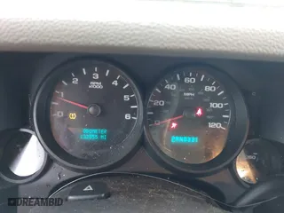 2007 Chevrolet Silverado 1500 LT w/1LT with VIN 2GCEC13C971658729, listed as a IAAI auction lot 41511701 with 132,555 mi miles. Bid and sale history available at carsss.com. Image 7.