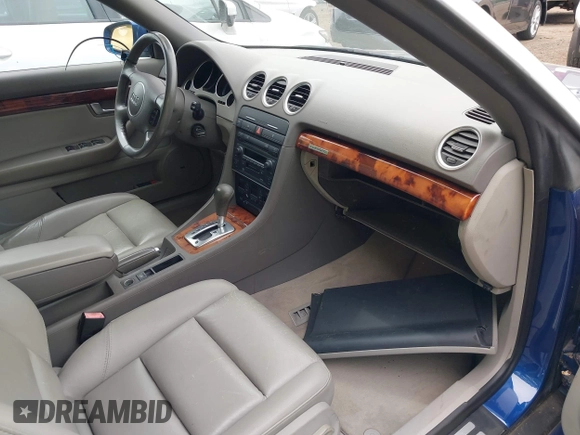 2004 Audi A4 3.0L z VIN WAUDT48H64K009108, wystawiony jako IAAI lot #42260314 z przebiegiem 111 322 mil mil oraz . Historia ofert i sprzedaży dostępna na DreamBid. Obrazek 5.
