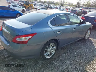 2010 Nissan Maxima SV z VIN 1N4AA5AP3AC801120, wystawiony jako IAAI lot #41928922 z przebiegiem 177 527 mil mil oraz . Historia ofert i sprzedaży dostępna na DreamBid. Obrazek 4.