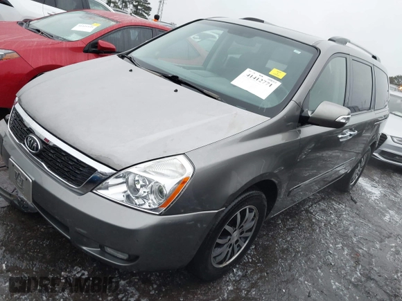 2011 Kia Sedona EX with VIN KNDMH4C71B6396661, listed as a IAAI auction lot 41412771 with 175,192 mi miles. Bid and sale history available at carsss.com. Image 17.