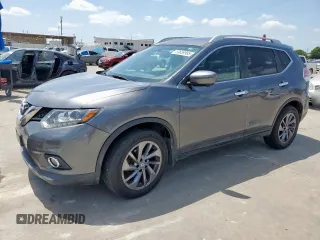 2016 Nissan Rogue SV z VIN 5N1AT2MV0GC899329, wystawiony jako Copart lot #59659995 z przebiegiem 78 599 mil mil oraz Szkoda całkowita • Salvage title. Historia ofert i sprzedaży dostępna na DreamBid. Obrazek 1.