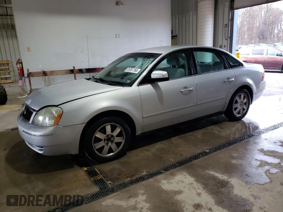 2005 Ford Five Hundred SE with VIN 1FAFP23195G175714, listed as a Copart auction lot 81057764 with 81,284 mi miles and Salvage Title. Bid and sale history available at carsss.com. Image 1.