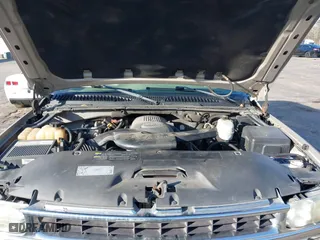 2004 Chevrolet Tahoe LT with VIN 1GNEC13Z94R253470, listed as a IAAI auction lot 41575306 with 274,287 mi miles. Bid and sale history available at carsss.com. Image 10.