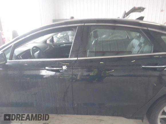 2019 Ford Fusion SEL with VIN 3FA6P0CD2KR260770, listed as a IAAI auction lot 41564261 with 108,818 mi miles and . Bid and sale history available at DreamBid. Image 15.